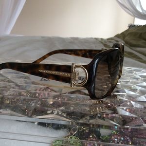 Beautiful Gucci sunglasses
